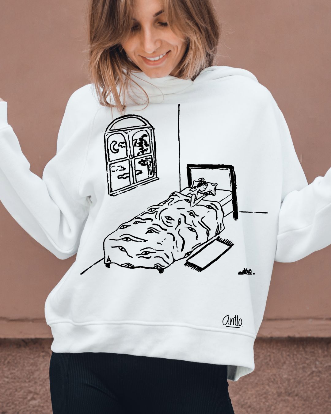 Hoodie con cama de ojos